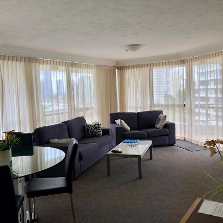 Bougainvillea Gold Coast Holiday Apartments 외부 사진