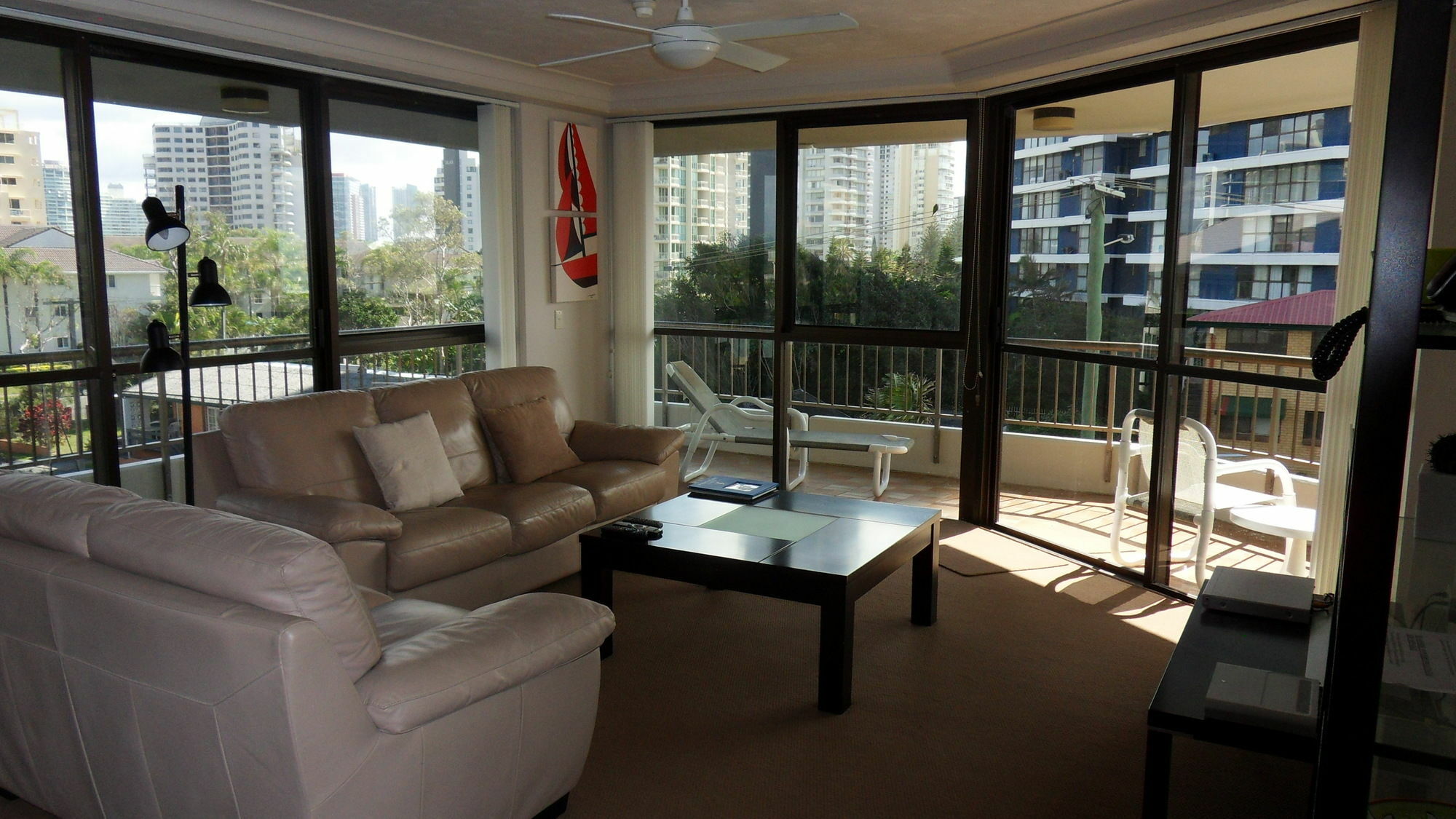 Bougainvillea Gold Coast Holiday Apartments 외부 사진